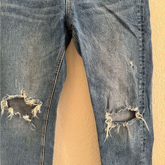 Zara Women's Blue Distressed Jeans - Picture 2 of 5